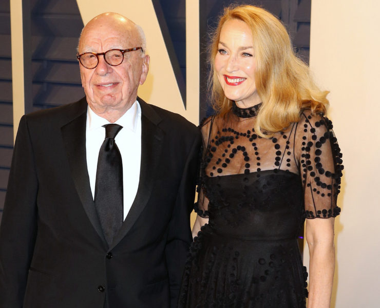 Rupert Murdoch met zijn vrouw Jerry Hall