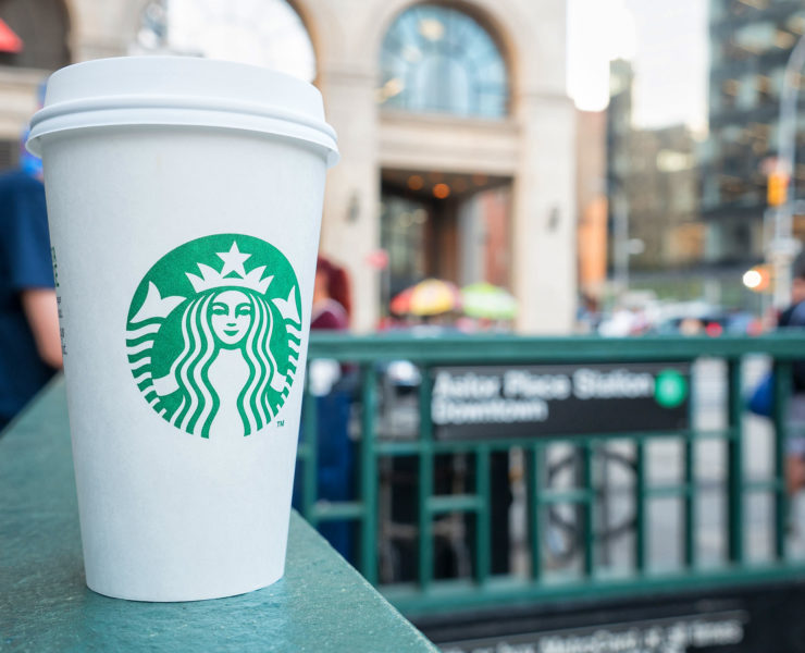 De iconische Starbucks koffiebeker